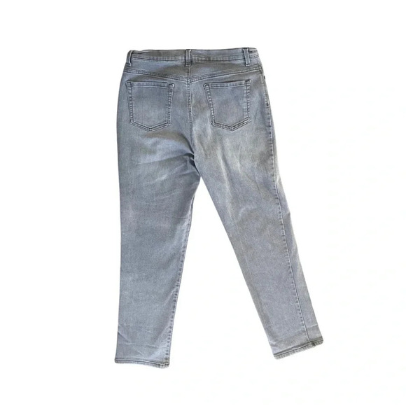 Gloria Vanderbilt Amanda Classic High Rise
Tapered Jean Tybee Gray 12 - Picture 11 of 13